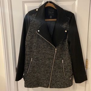 Gorgeous Edgy Wool Blend Coat M